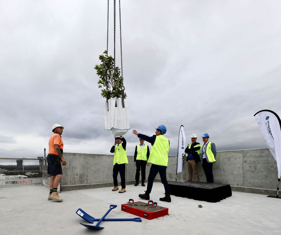 Macquarie Data Centres tops out hyperscale-ready facility in Sydney North Zone Macquarie Data Centres tops out hyperscale-ready facility in Sydney North Zone