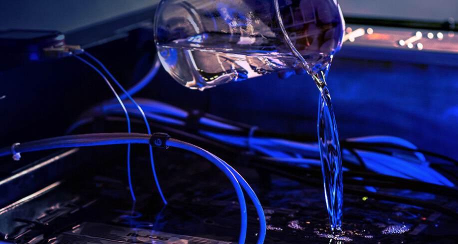 Screenshot 2023-10-12 093242 liquid cooling immersion